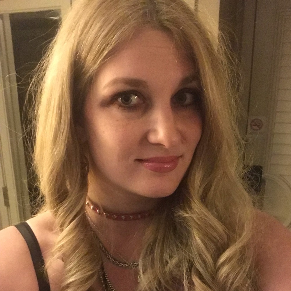Meet your Posher, Liz